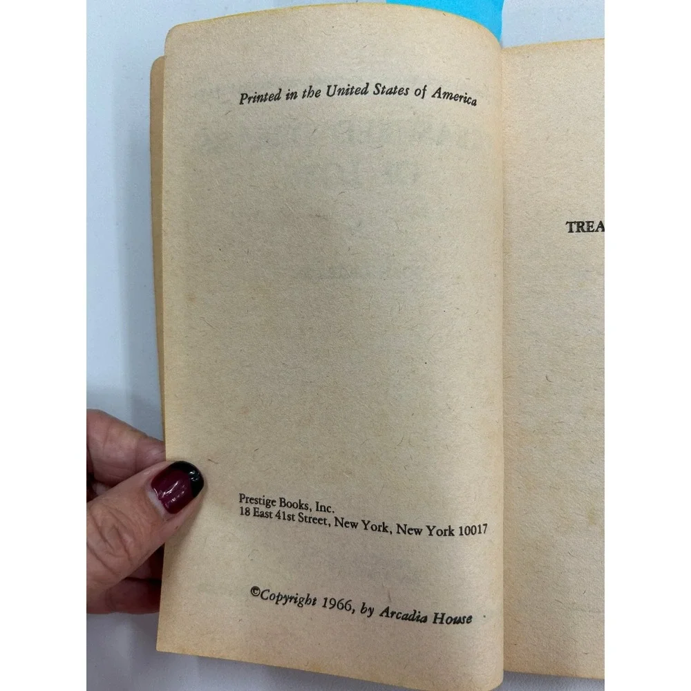 Treasured Dreams of Love Joan Garrison‎ 1966 Vintage Romance Prestige